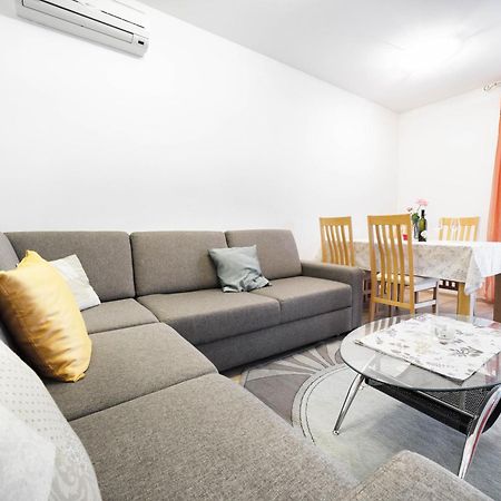 Vila Vodice Apartman Kültér fotó