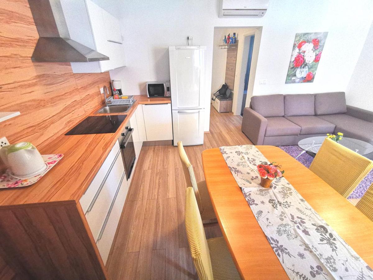 Vila Vodice Apartman Kültér fotó